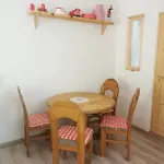 Kameleon Apartmanhaz Ev Toeltessel Apartament Balatonszárszó