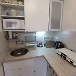 Kameleon Apartmanhaz Ev Toeltessel Apartament Balatonszárszó