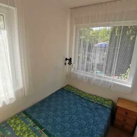 Kameleon Apartmanhaz Ev Toeltessel Balatonszemes