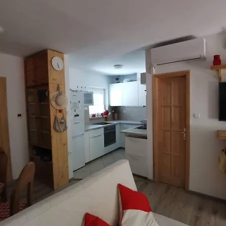 Apartment Kameleon Apartmanhaz Balatonszemes