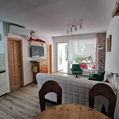 아파트 Kameleon Apartmanhaz Ev Toeltessel *