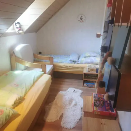 Kameleon Apartmanhaz Ev Toeltessel Balatonszemes