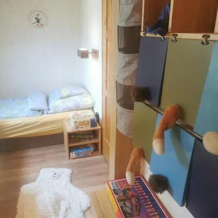 Kameleon Apartmanhaz Ev Toeltessel 아파트