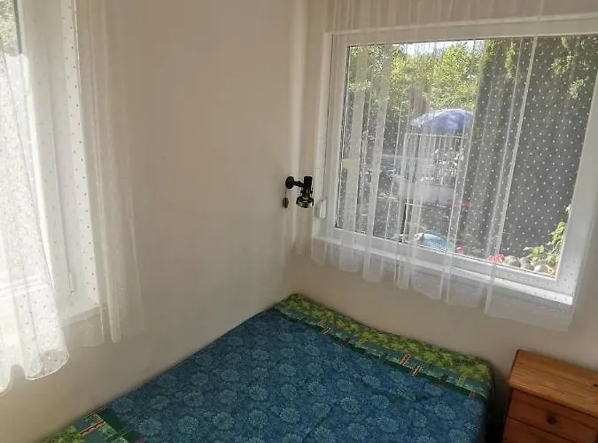 Kameleon Apartmanhaz Ev Toeltessel Balatonszemes